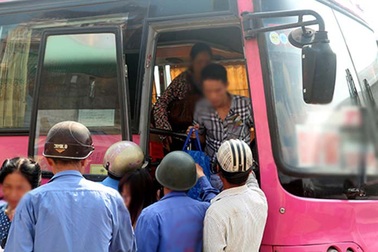 Chém người vì tranh giành khách, nhóm tài xế taxi lĩnh án tù