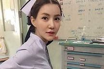 Thái Lan: Nữ y tá phải nghỉ việc vì mặc đồng phục gợi cảm
