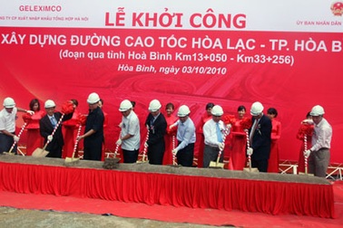 Khởi công xây dựng đường cao tốc Hòa Lạc - TP. Hòa Bình