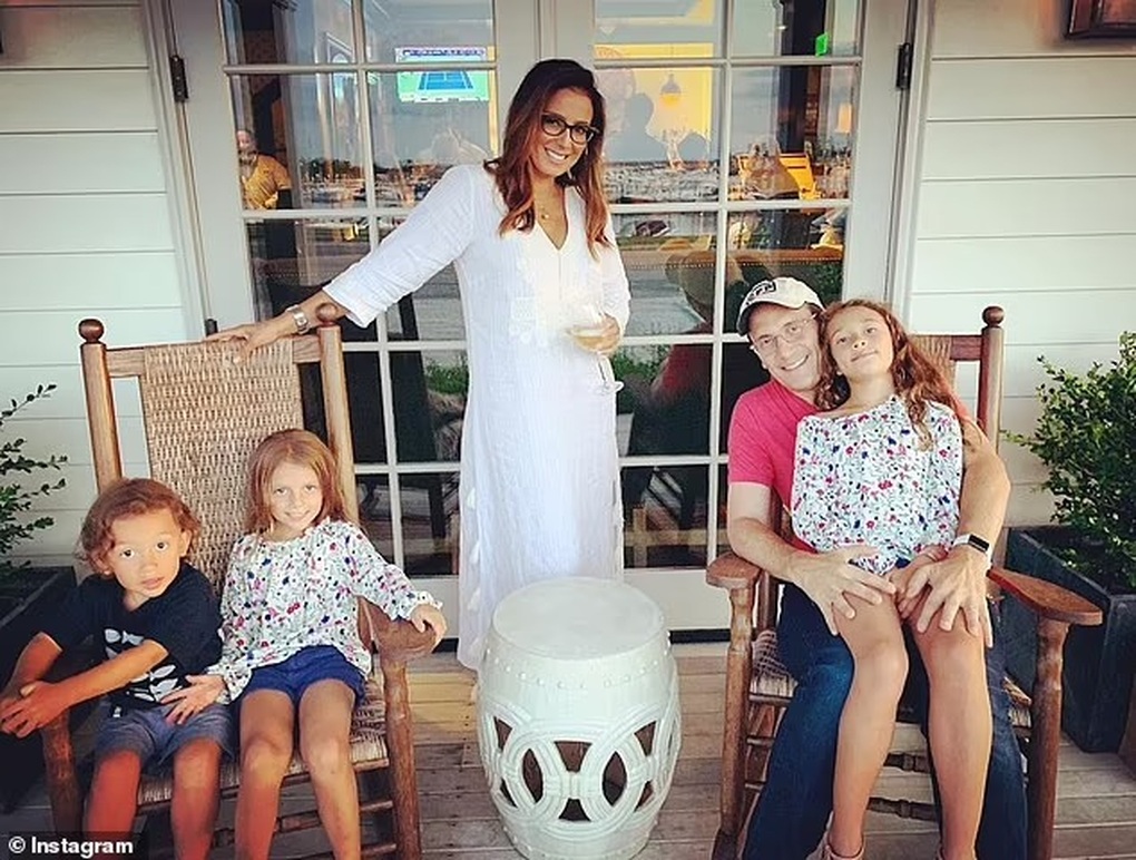 MC truyền hình tuyên bố ly hôn ngay trên sóng và chỉ trích ngày Valentine - 3