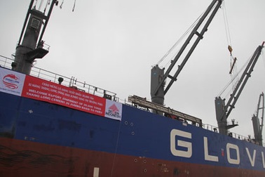 Xi măng Thăng Long xuất khẩu 30.000 tấn xi măng rời đóng bao Jumbo sang Peru