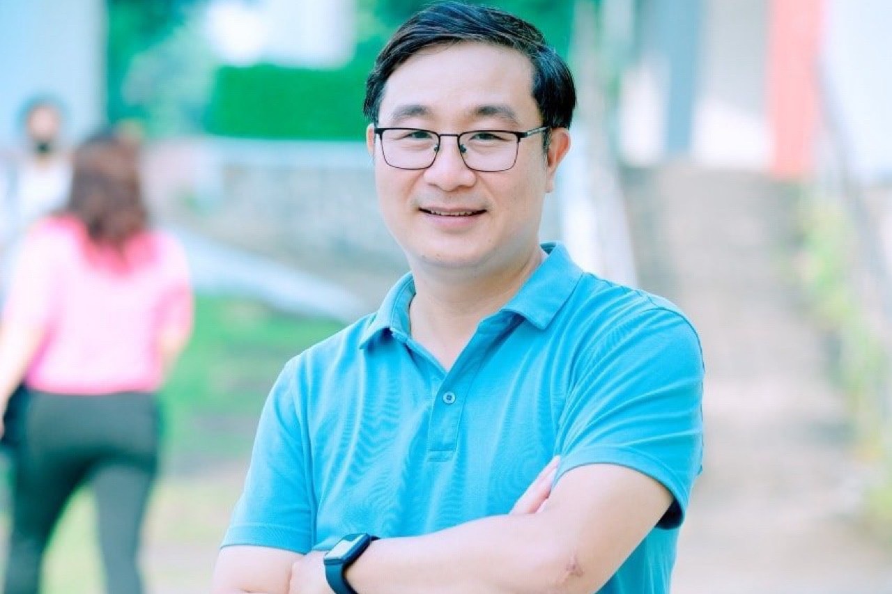 Thầy Hiếu..jpg Thầy Hiếu..jpg