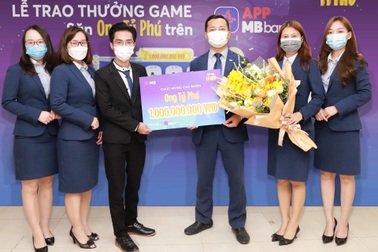 Lộ diện khách hàng trúng 1 tỷ đồng nhờ chơi game trên App MBBank