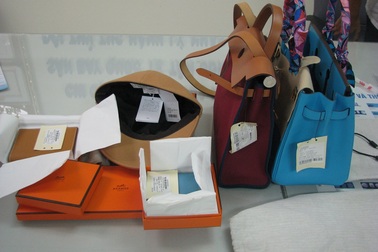 Bắt giữ vụ gian lận hoàn thuế giá trị gia tăng tại sân bay