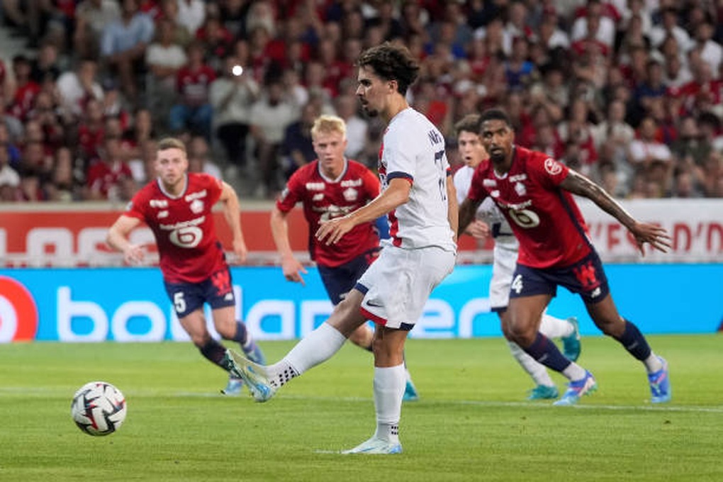 PSG giành chiến thắng để duy trì ngôi đầu bảng Ligue 1 - 1 PSG giành chiến thắng để duy trì ngôi đầu bảng Ligue 1 - 1