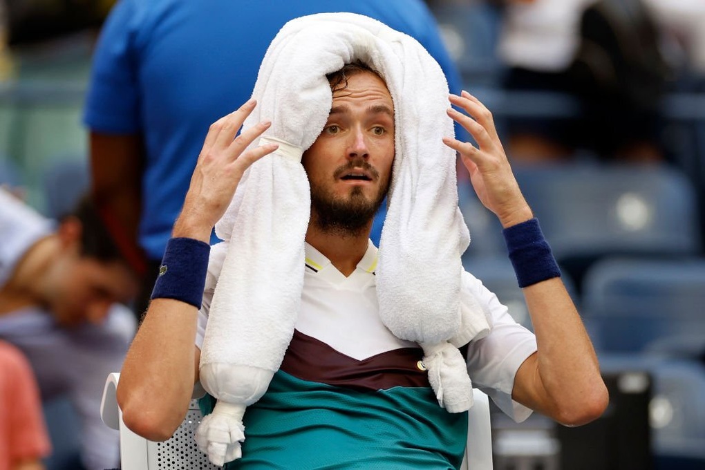 Vượt qua đồng hương Rublev, Medvedev vào bán kết US Open - 1 Vượt qua đồng hương Rublev, Medvedev vào bán kết US Open - 1
