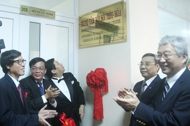 Khánh thành Trung tâm Nội soi-Tiêu hóa hiện đại tại ĐH Y dược Huế