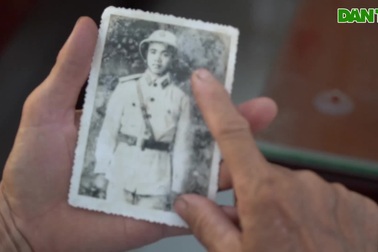 Cuộc hội ngộ đặc biệt của con gái với người cha sau hơn nửa thế kỷ