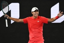 Tay vợt gốc Việt bị loại ngay ở trận mở màn Miami Open 2025