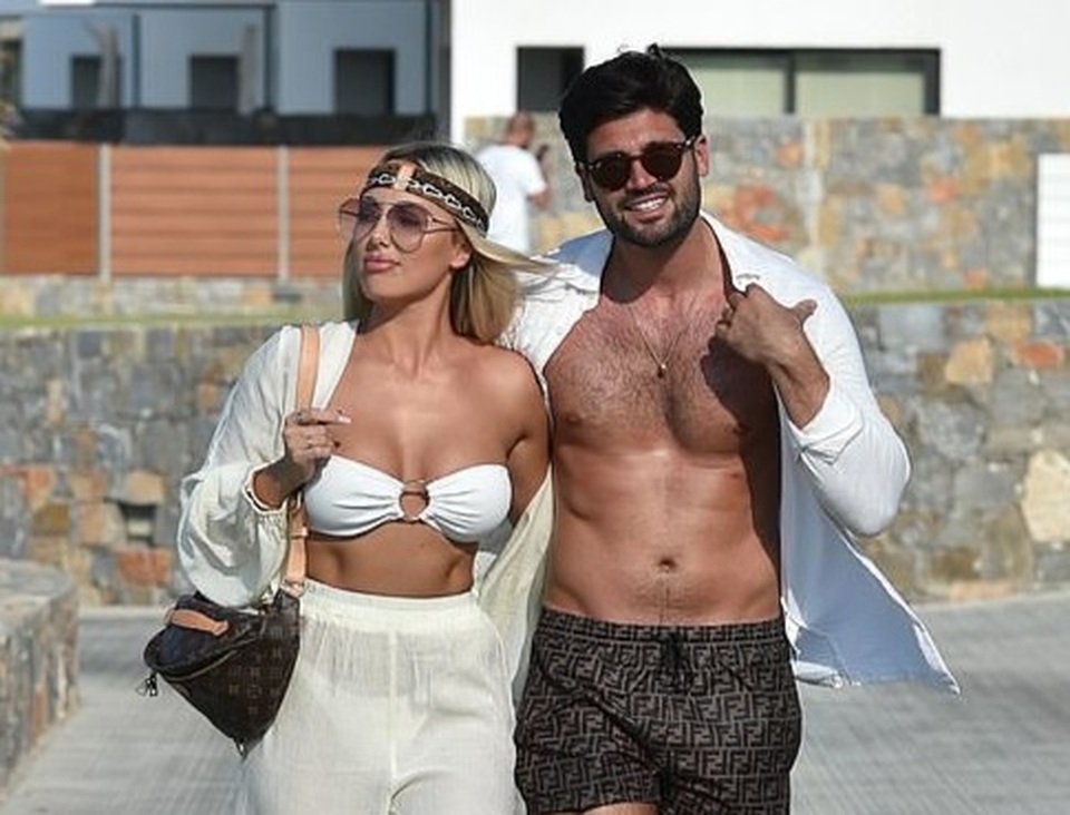 Sam Smith say đắm hôn bạn trai đồng giới - 6