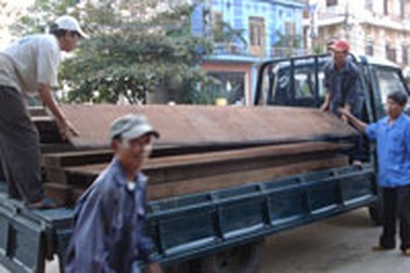 Lại phát hiện gỗ lậu tại Ngân hàng Công thương Quảng Nam