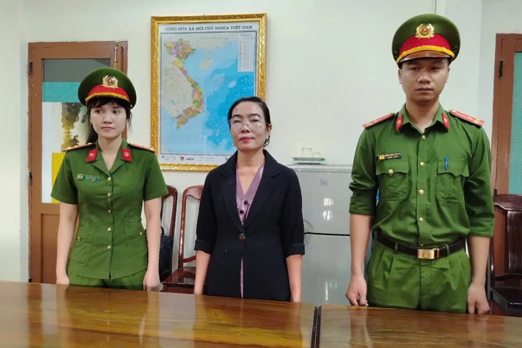 Khởi tố nữ doanh nhân thương hiệu cà phê Dạ Thảo - 1 Khởi tố nữ doanh nhân thương hiệu cà phê Dạ Thảo - 1