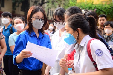 Trường THPT chuyên Khoa học Xã hội và Nhân văn công bố điểm chuẩn