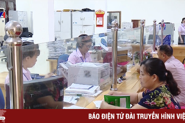 Khó trả vốn vay vì con không xin được việc làm