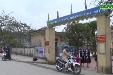 Học sinh Quảng Bình trở lại trường học trực tiếp