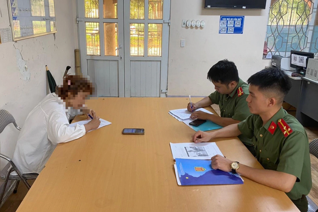 Kích động bạo lực học đường, nữ sinh viên bị công an triệu tập - 1 Kích động bạo lực học đường, nữ sinh viên bị công an triệu tập - 1