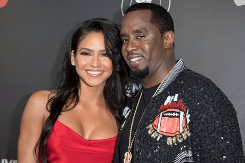 Bạn gái của Diddy tiết lộ việc bị thao túng, nhận 20 triệu USD để im lặng