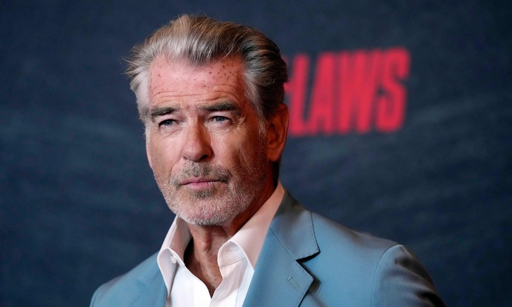 Tài tử Điệp viên 007 Pierce Brosnan nhận nộp phạt vì tham quan vùng cấm - 1 Tài tử Điệp viên 007 Pierce Brosnan nhận nộp phạt vì tham quan vùng cấm - 1