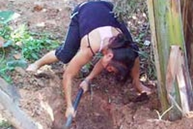 Con nuôi tỉ phú Mỹ làm tình nguyện ở Việt Nam 