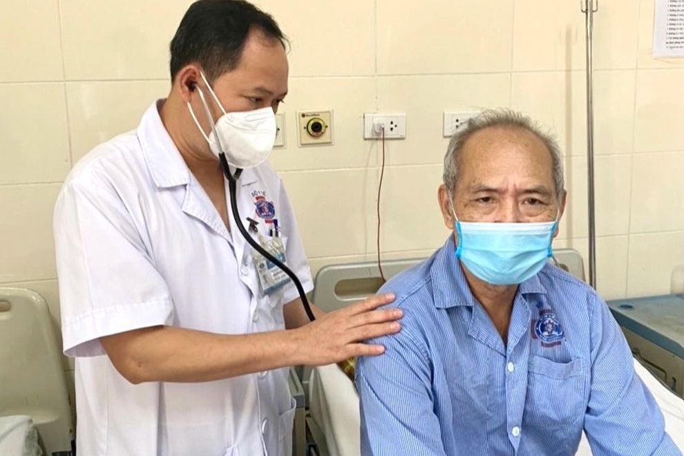 Sau mắc ung thư thực quản 5 năm, người đàn ông phát hiện ung thư phổi - 1 Sau mắc ung thư thực quản 5 năm, người đàn ông phát hiện ung thư phổi - 1