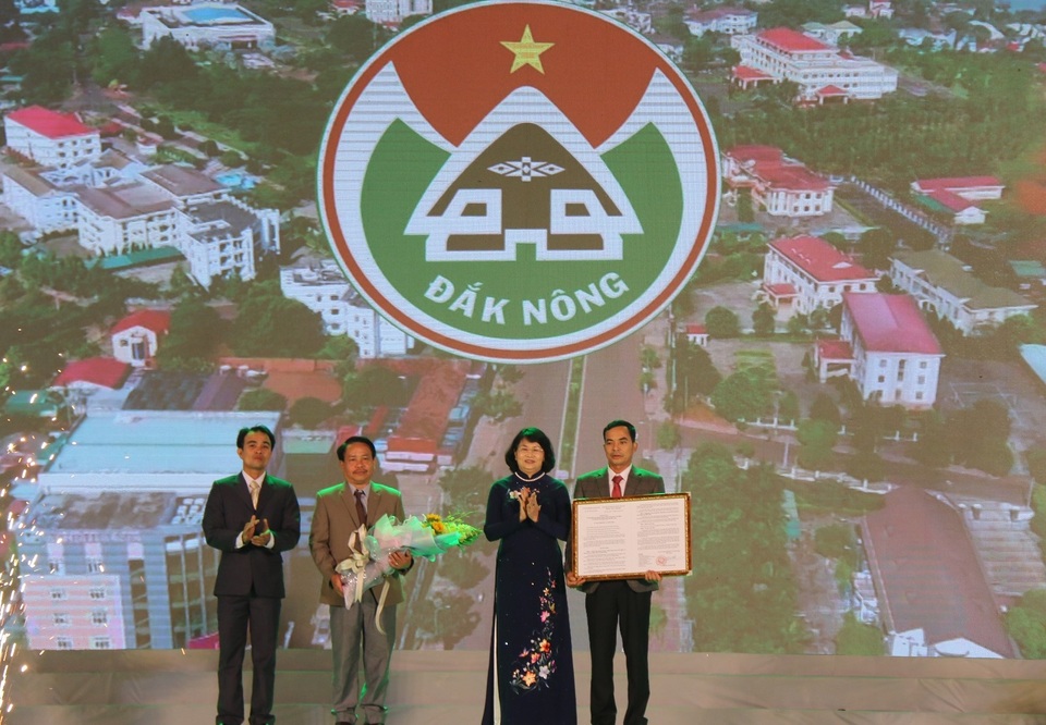 Tỉnh cuối cùng của Việt Nam thành lập thành phố trực thuộc - 1 Tỉnh cuối cùng của Việt Nam thành lập thành phố trực thuộc - 1