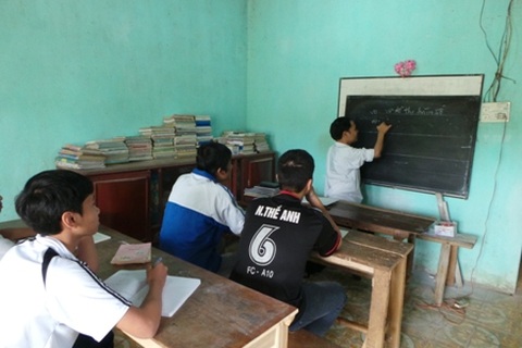 Người thầy bất đắc dĩ