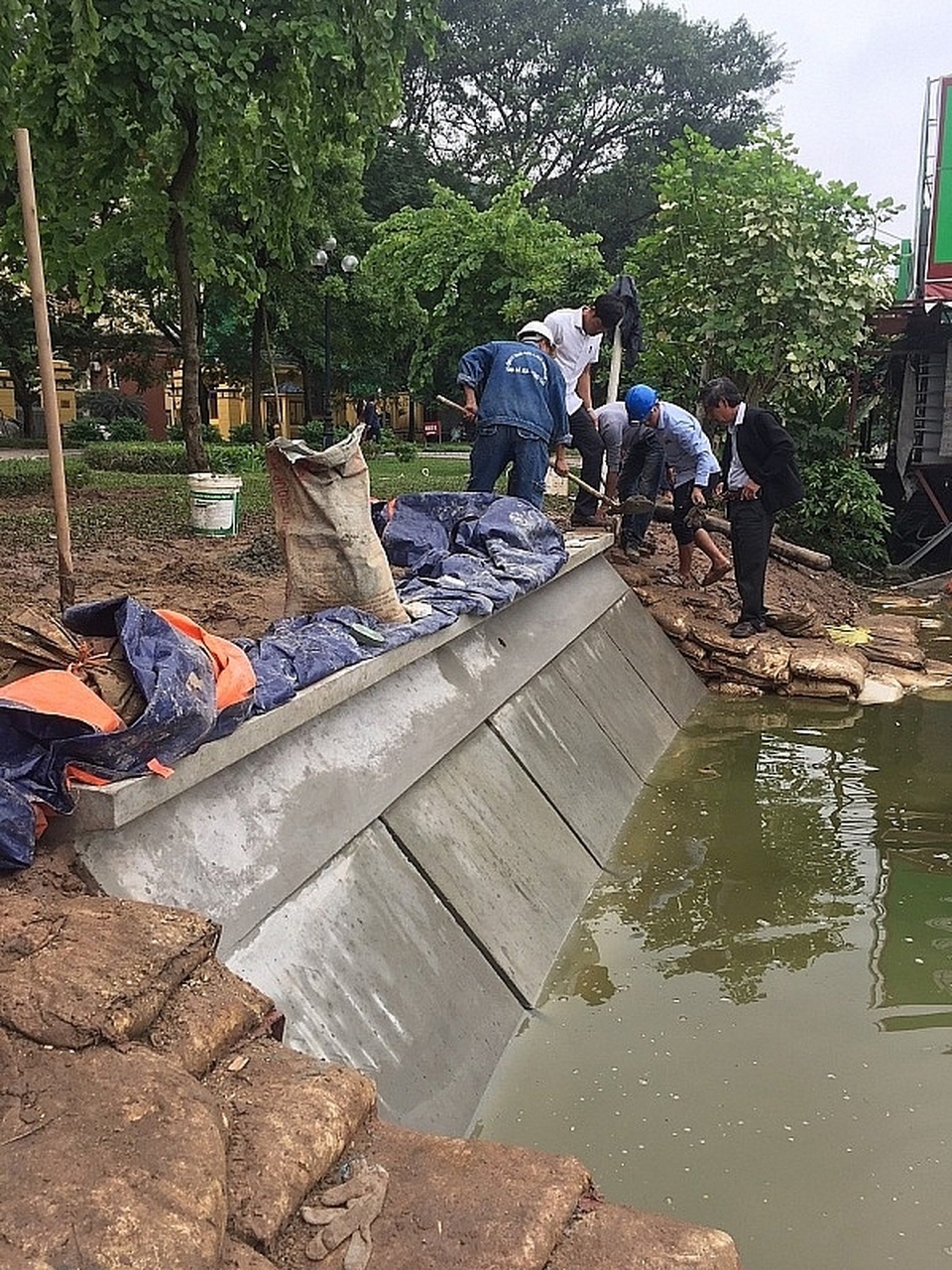Cải tạo, chỉnh trang hồ Hoàn Kiếm: Rất cần một cuộc thi kiến trúc nghiêm túc - 4 Cải tạo, chỉnh trang hồ Hoàn Kiếm: Rất cần một cuộc thi kiến trúc nghiêm túc - 4