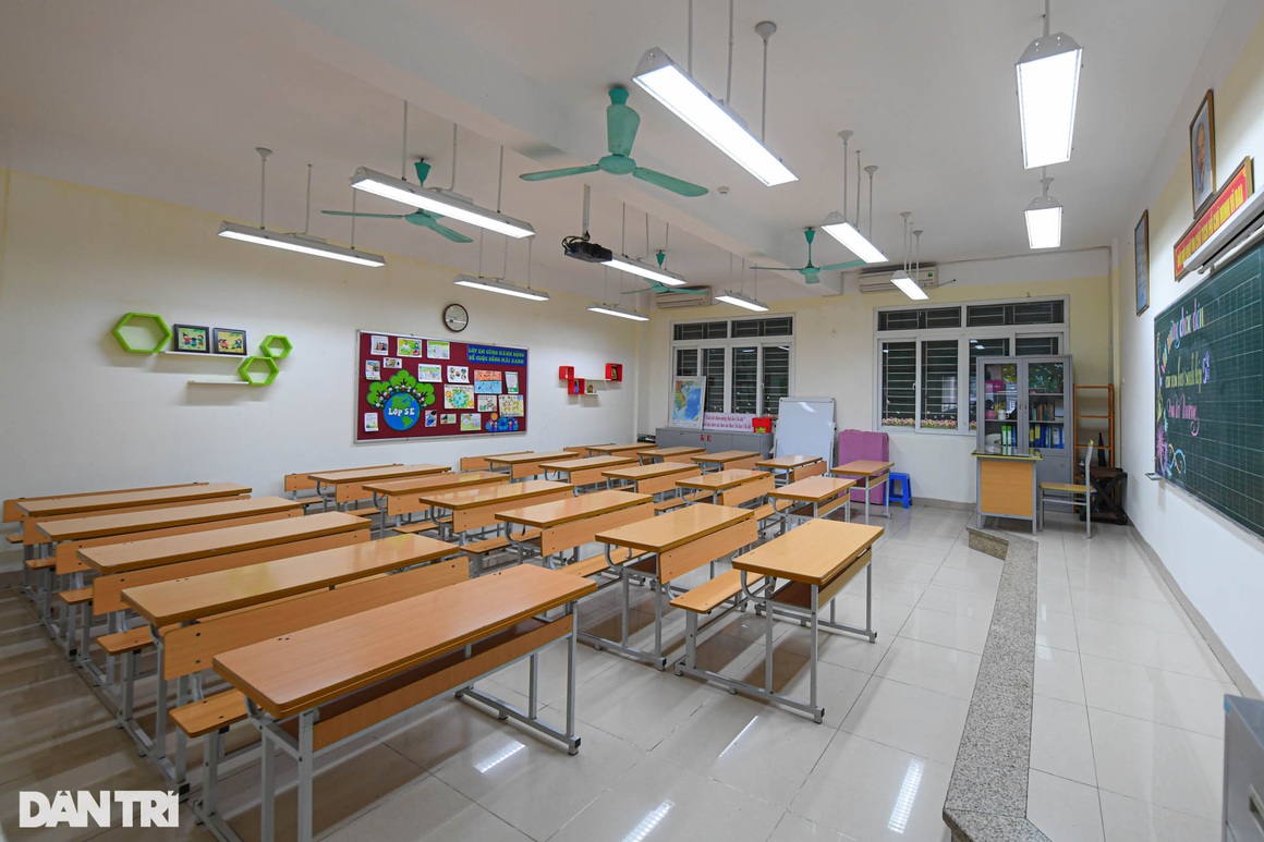 Giáo viên ở Hà Nội vào vai học sinh diễn tập đón trẻ lớp 1-6 trở lại trường - 18 Giáo viên ở Hà Nội vào vai học sinh diễn tập đón trẻ lớp 1-6 trở lại trường - 18