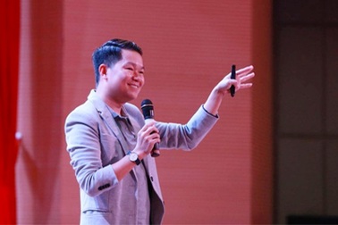 Tiến sĩ Stanford bàn chuyện "phẫu thuật thẩm mỹ" hồ sơ du học