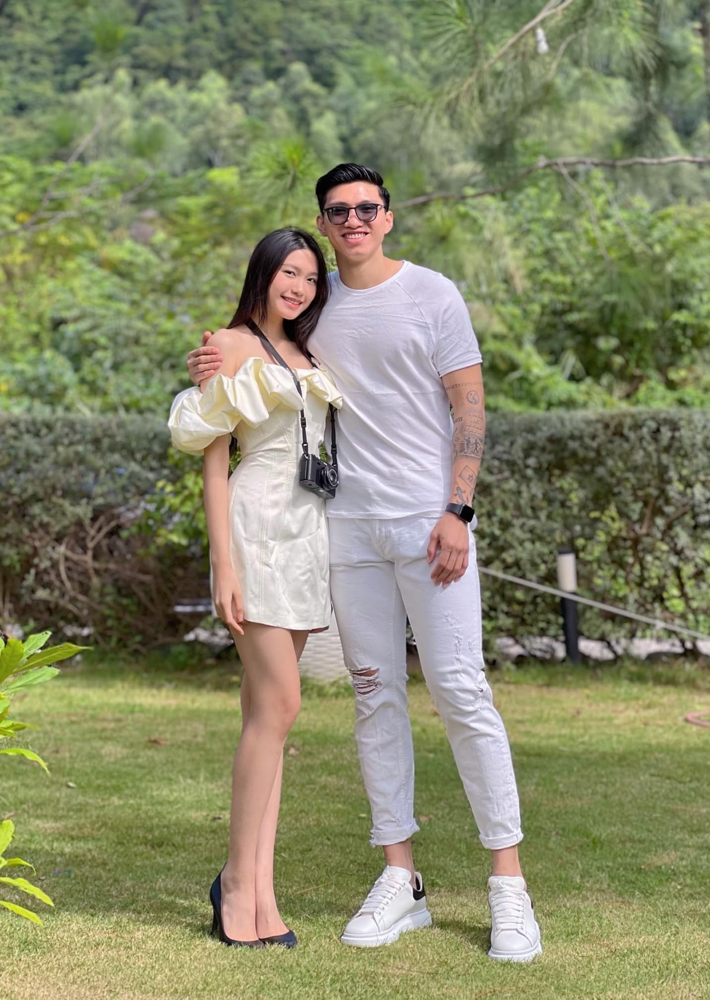 Thực hư thông tin cầu thủ Đoàn Văn Hậu sắp cưới bạn gái Doãn Hải My? - 1 Thực hư thông tin cầu thủ Đoàn Văn Hậu sắp cưới bạn gái Doãn Hải My? - 1