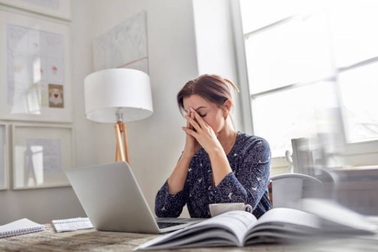 Hai mươi năm ôm nỗi hận chồng vì quá yêu