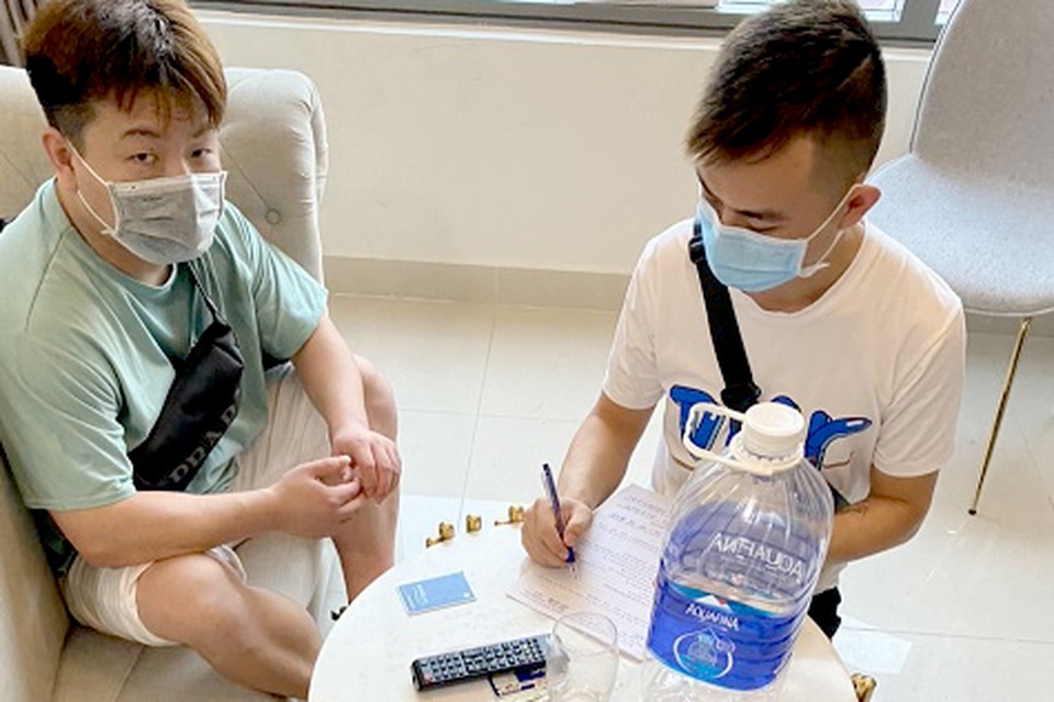 3 người Trung Quốc nhập cảnh trái phép vào TPHCM chờ xin việc làm - 1 3 người Trung Quốc nhập cảnh trái phép vào TPHCM chờ xin việc làm - 1