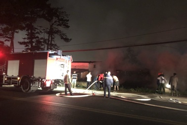 Yêu cầu Bộ Công an, Bộ Quốc phòng điều tra vụ cháy nổ làm 5 người chết