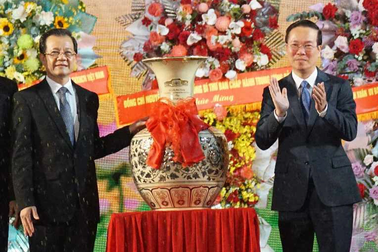 Chủ tịch nước dự Lễ kỷ niệm 135 năm ngày sinh Chủ tịch Tôn Đức Thắng