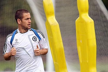 Joe Cole tái xuất trong màu áo Chelsea