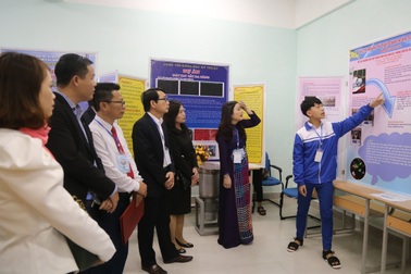 Quảng Trị: Trao giải thưởng 58 dự án Khoa học kỹ thuật học sinh trung học