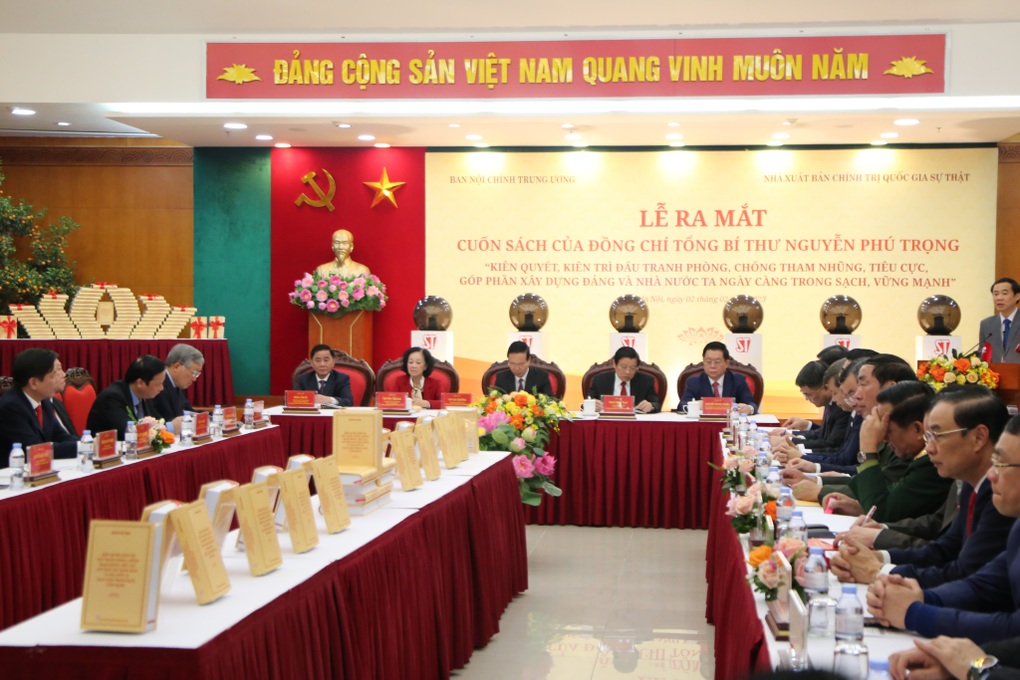 Ra mắt cuốn sách của Tổng Bí thư về phòng, chống tham nhũng, tiêu cực - 1 Ra mắt cuốn sách của Tổng Bí thư về phòng, chống tham nhũng, tiêu cực - 1