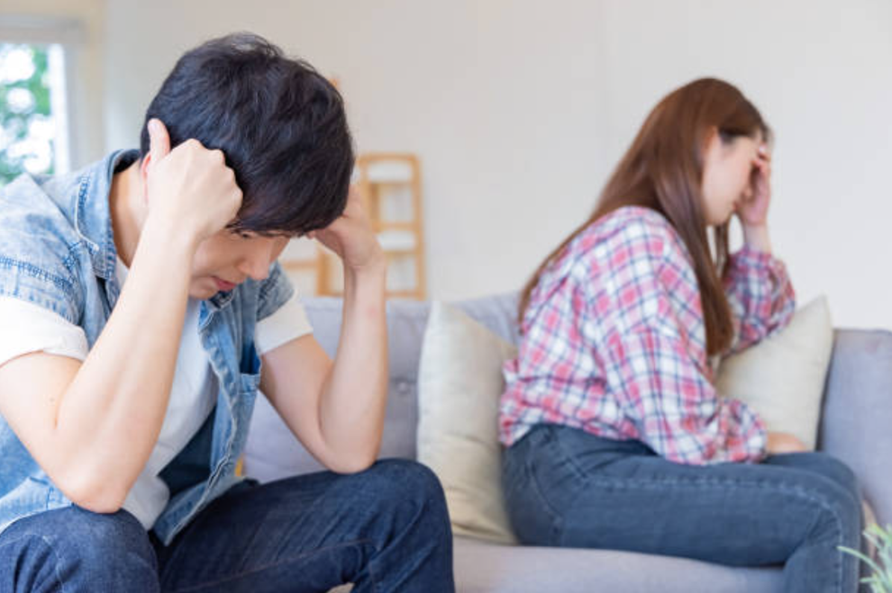 Yêu 3 năm, kết hôn được 2 năm thì chồng đòi chia tay vì lý do chẳng ngờ - 1 Yêu 3 năm, kết hôn được 2 năm thì chồng đòi chia tay vì lý do chẳng ngờ - 1