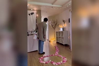 Cô gái Việt được oppa cầu hôn bất ngờ, hứa hẹn về Việt Nam lập nghiệp