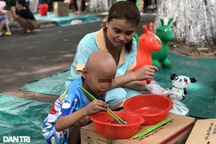 Người mẹ có con bị bệnh hiếm gặp: "Tôi chỉ mong nghe tiếng khóc của con..."