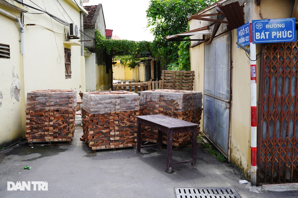 Cận cảnh điểm phong tỏa có 25.000 dân ở một xã ngoại thành Hà Nội - 5 Cận cảnh điểm phong tỏa có 25.000 dân ở một xã ngoại thành Hà Nội - 5