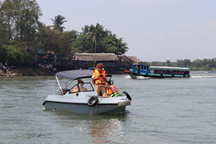 Khởi tố thuyền trưởng vụ chìm đò trên sông Đồng Nai làm thai phụ tử vong