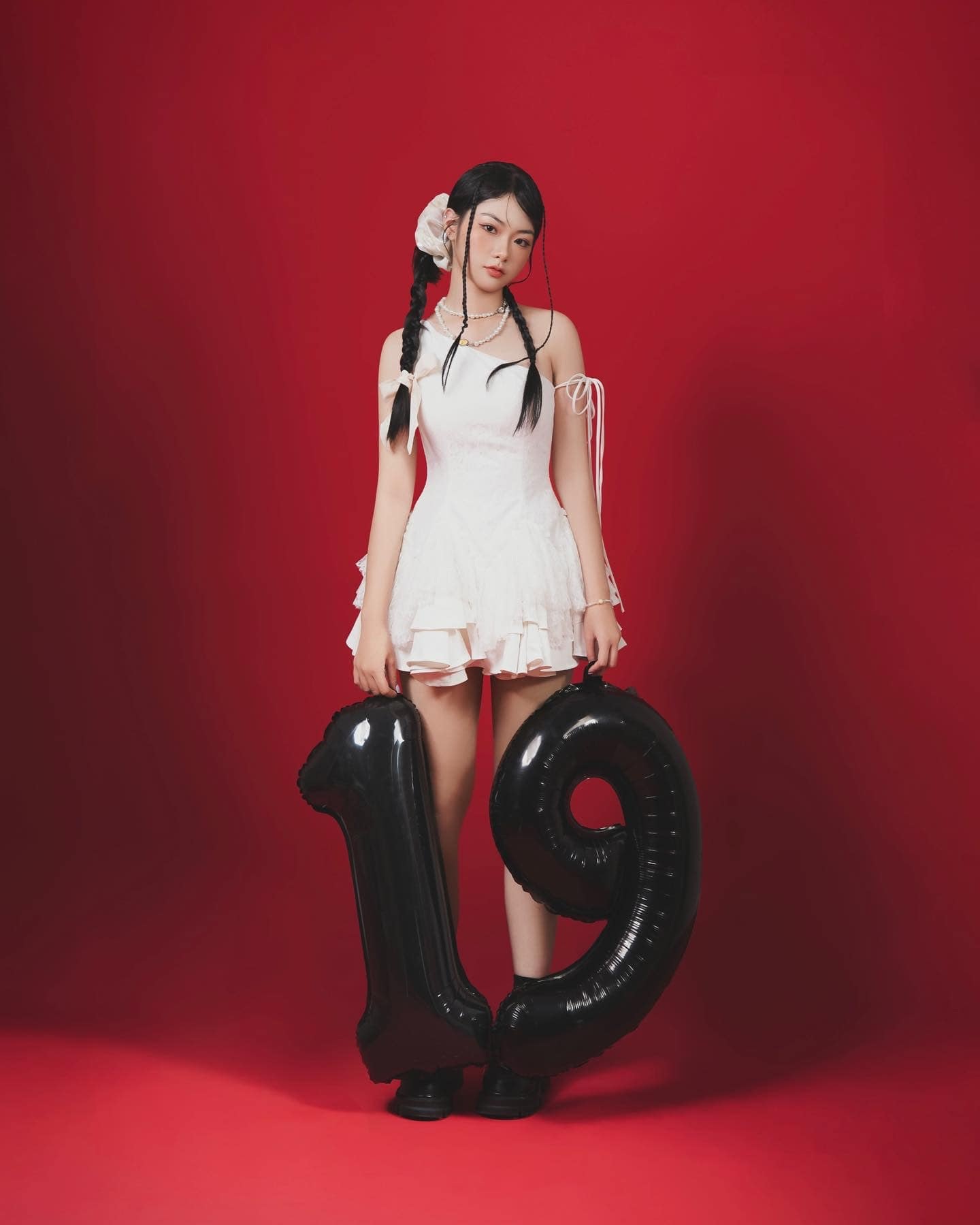 Em xinh” nhỏ tuổi nhất: Nhan sắc trong trẻo, vừa gây chú ý đã phải xin lỗi - 11 Em xinh” nhỏ tuổi nhất: Nhan sắc trong trẻo, vừa gây chú ý đã phải xin lỗi - 11