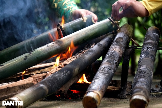 Độc đáo món cơm đồ trong ống nứa, mang hơi thở của núi rừng - 10 Độc đáo món cơm đồ trong ống nứa, mang hơi thở của núi rừng - 10