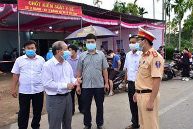 Chủ tịch tỉnh yêu cầu xử lý 2 doanh nghiệp vi phạm phòng chống Covid-19