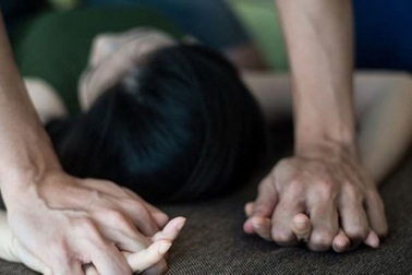 Điều tra việc 2 bé gái khuyết tật nghi bị xâm hại tình dục