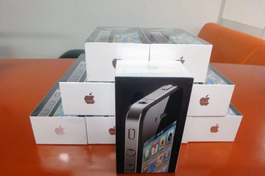 VinaPhone tiếp tục nhập iPhone 4 