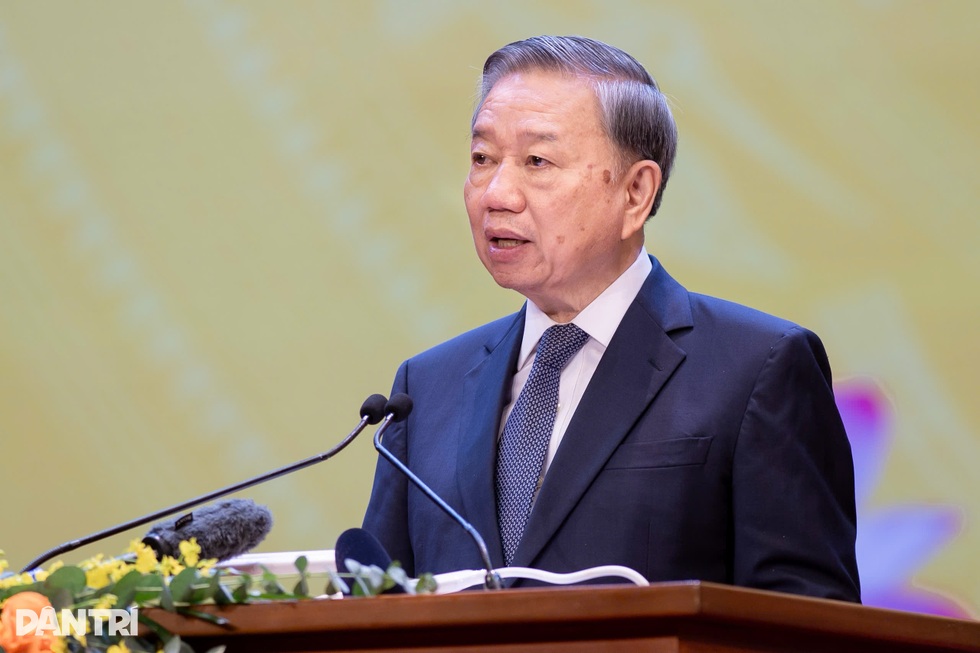 Tổng Bí thư: Người có công với cách mạng là tài sản quý báu của dân tộc - 1 Tổng Bí thư: Người có công với cách mạng là tài sản quý báu của dân tộc - 1