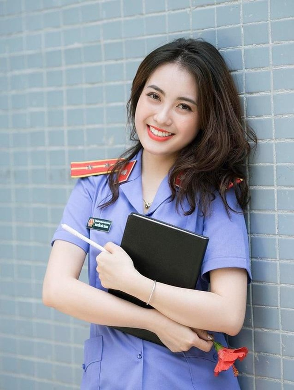 Quý cô tuổi Hợi tổng kết những được mất “năm tuổi” - 3 Quý cô tuổi Hợi tổng kết những được mất “năm tuổi” - 3