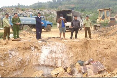 Lào Cai: Tiêu hủy hơn 2 tấn thịt đông lạnh không rõ nguồn gốc